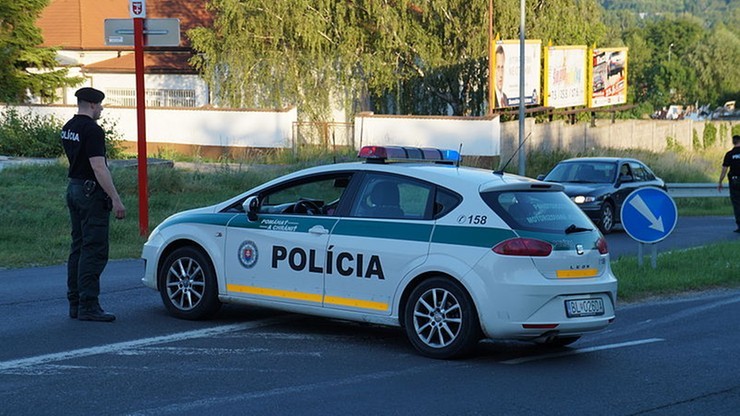 Słowacka policja wzmocniła kontrole na granicach, także z Polską