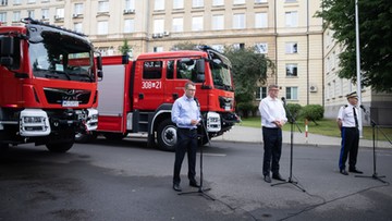 MSWiA obiecało wozy strażackie za frekwencję. W większości gmin wygrał Trzaskowski